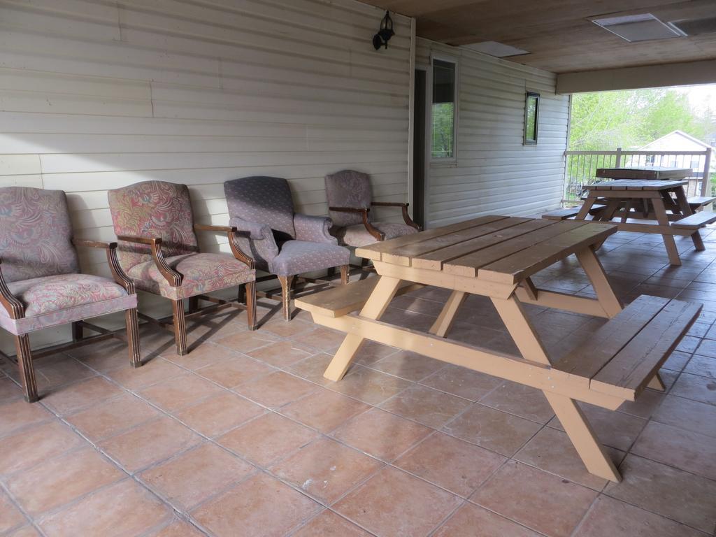 Villa Nova Motel Wasaga Beach Zewnętrze zdjęcie