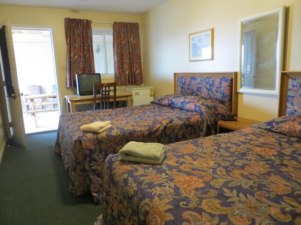 Villa Nova Motel Wasaga Beach Pokój zdjęcie