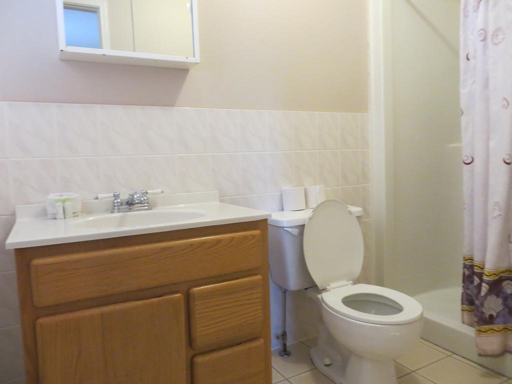 Villa Nova Motel Wasaga Beach Zewnętrze zdjęcie
