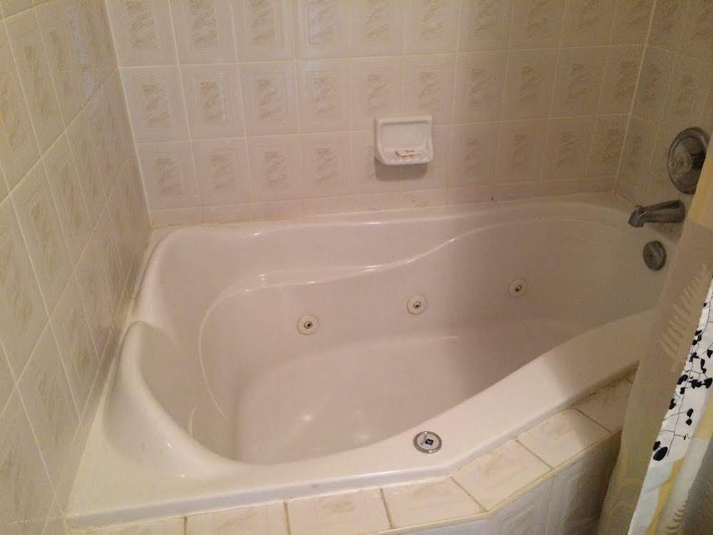 Villa Nova Motel Wasaga Beach Zewnętrze zdjęcie