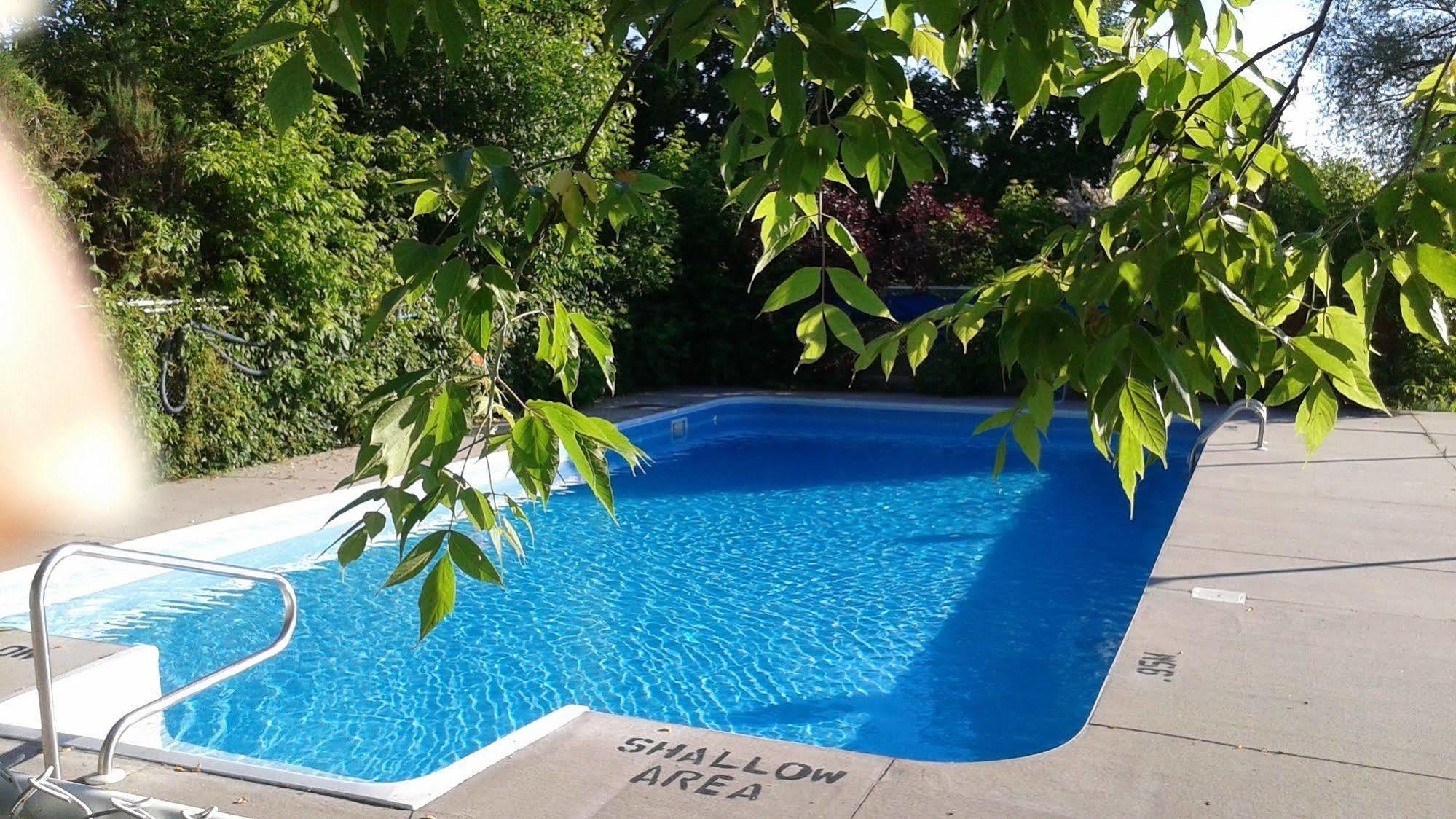 Villa Nova Motel Wasaga Beach Zewnętrze zdjęcie