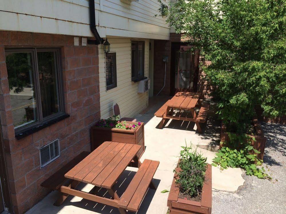 Villa Nova Motel Wasaga Beach Zewnętrze zdjęcie